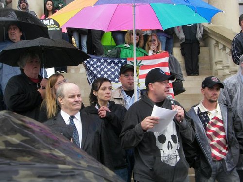 Jessejames627's profile picture. Single full time dad. My son and I are victims of the Medical Marijuana Movement. Check out our story at http://t.co/6KcABjOEor(James Barber speaks in Lansing)