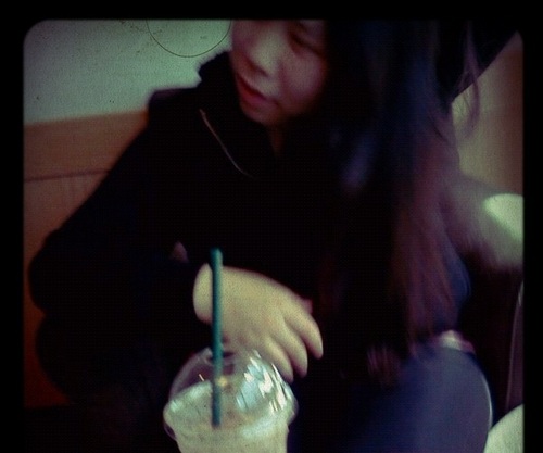 PhoebeFang21's profile picture. 