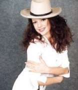 charlottestec's profile picture. i like to share info about business and marketing while sharing good tweets