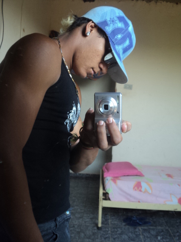 só da pequena @maah_mussolin ♥ Eu vou chegar aonde eu quero Se demorar espero mais estarei lá ♫