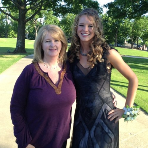 curlykaily's profile picture. 