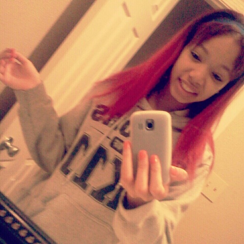 - damnn ... shee prettY 'follow herrr anD shee gonee follow bakk ', itss ONlY riGht thouu ♡