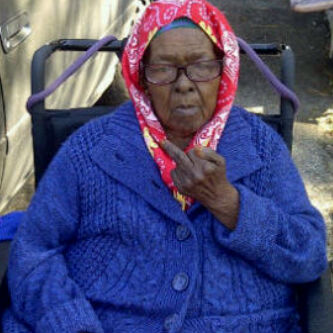 SomaliAyeeyo's profile picture. Hi I'm Somali. I'm Muslim as well. You scared yet?                          VERIFIED PARODY ACCOUNT..