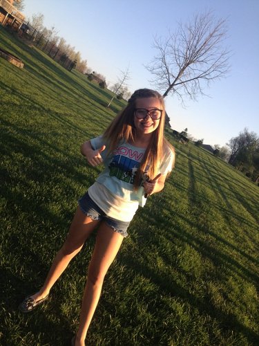 YOLOYourLove's profile picture. SW∆G ❶❻ TakenSingle⊠ 
I am a girl with swagger and just looking for my prince charming!!!! I really want a boyfriend now!!!:(