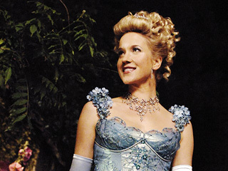 EverHappyElla's profile picture. Servant in my own home turned Princess! :D It is my pleasure to make your acquaintance, please feel free to talk with me. I adore the company.3