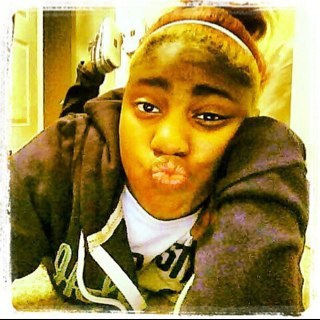 AyeeYO_kiRraa's profile picture. DON'T BE SHY , assk mee whatevaa youu likee !