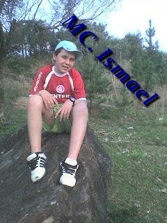 MC significa: M - Mindingo e C - carroceiro.