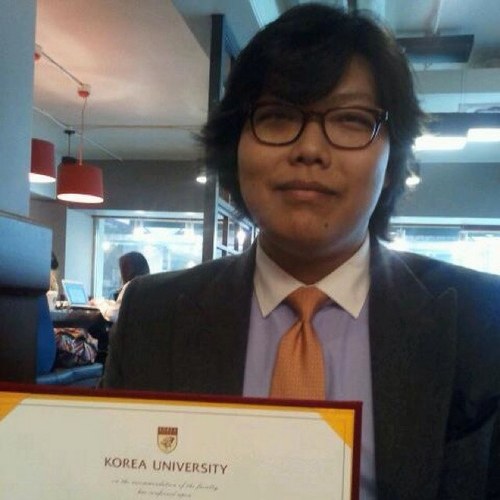 Korea University
Newsweek Club 40th President