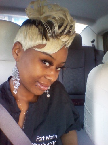 Dday9194's profile picture. crazi..sexi..kool