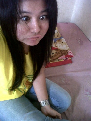 RikaKakaPratiwi's profile picture. gw orangnya rame..suka ma anak kecil..walaupun banyak orang bilang gw maco tapi tetep masalah hati susah diatasi..