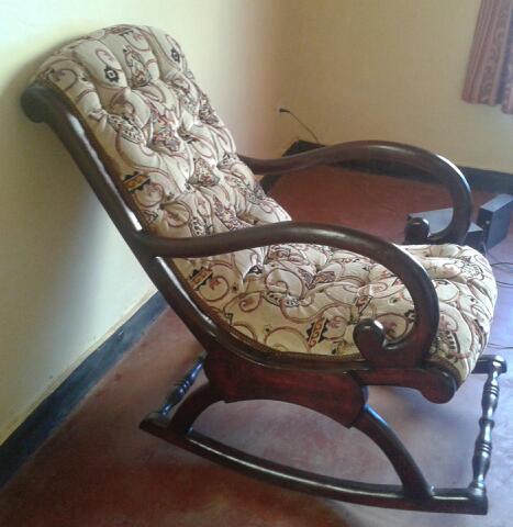 UsagiEmemwa's profile picture. creator #Living21 #Seca.ku- laughter.joy.happiness.shared