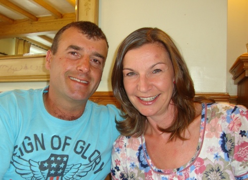I am mum of three gorgeous teenagers, wife to a fab hubby, work in our family business, love having a good time with great family and friends!