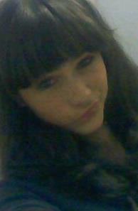 danielledavey2's profile picture. tweet tweet