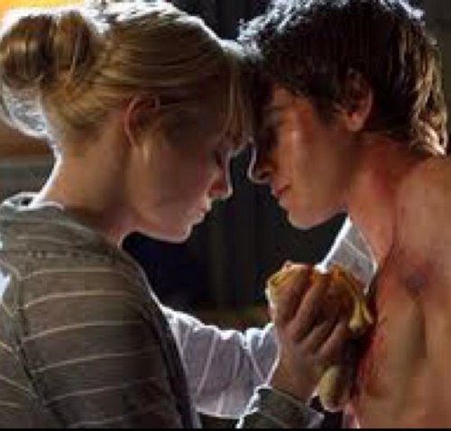 GwenStacy__'s profile picture. Living the life of a Science major in Biochemistry. Some things are more complicated to explain  Like my feelings for Peter Parker. [RP account 18+]