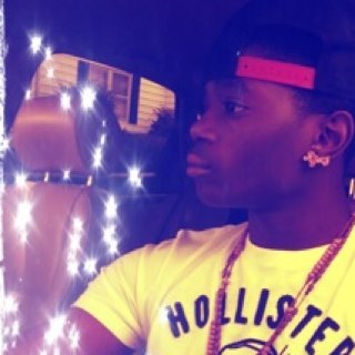 slickmug_R's profile picture. 23 top asshole work hard to play up in da clouds wit ur girl hooker.. A SEX junkie loud blowin money hungry black dude.. Teamdarkskin Teamfaded Follow ill FB