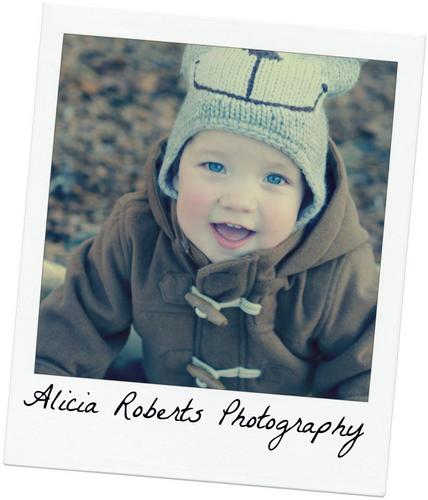 aliciasphotos's profile picture. I'm an experienced family, child and maternity photographer covering Cardiff, The Vale of Glam & South Wales. I have products and packages to suit all budgets