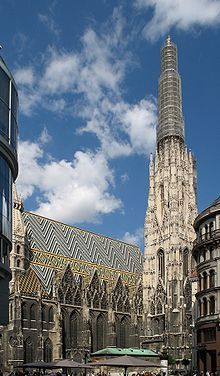 Seit 1365 Domkirche, römisch-katholisch, Spitzname Steffl