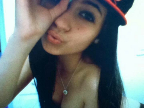 Follow me. Dont follow me. Idgaf. cute boys obey.option 1 . I hate drama. Enough said, follow me bitch :)