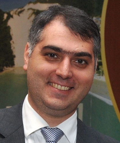 Mestre em Direito (PUC/RS). Professor de Direito Processual Civil. Procurador Federal. Gremista!