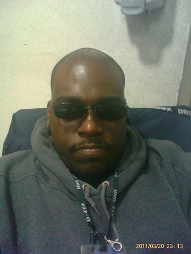 6'3; 265 pounds with brown eyes and skin to match