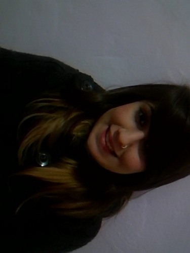 Liliana Borges Andrade nao gosta dela azar é o teu rs , 
Então erga a cabeça, sorria, e siga em frente.  Fé em Deus ! sou do bebis @_SIMNE s2 .
