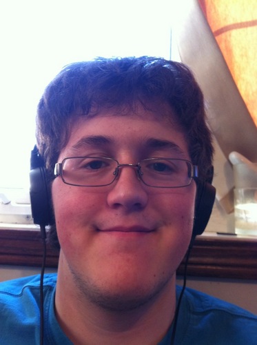 i'm in to gaming, wrestling, writing story and streaming