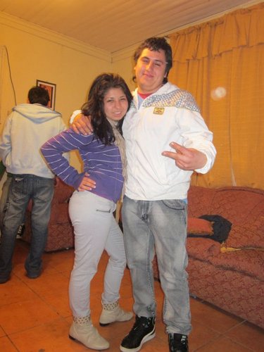 Mi Nombre Es Karla, Mi Edad 17, Pololeo Desde El 29/05/2011, Estoy muy Enamorada & Su Nombre Es Bastian.