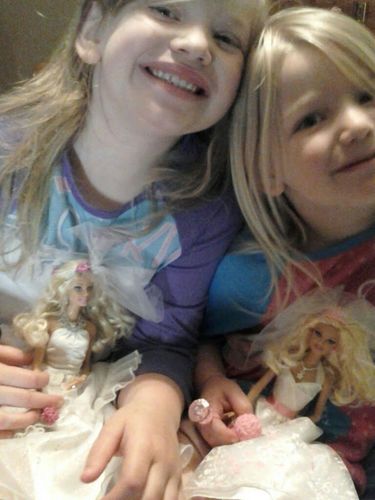 charliejulie98's profile picture. Wife to my best friend. Mama to 5 precious blessings.Homemaker& Homeschooler.Trying my best to live my life for Jesus.