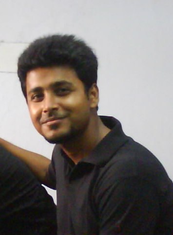 painter , love to eat n travel. football lover. I think , money speaks.