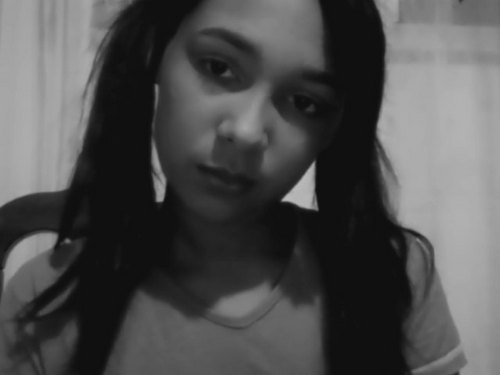 eu sou aquela que vai te a sombra na noite rsrsrs††☠