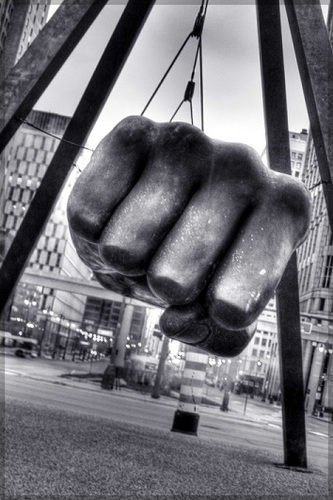 sullyosis's profile picture. It's all about the Red Wings hockey for me, and my friends, job and hobbies. Quite plain, really, but I have a good time. In fact, good times are a rule here.