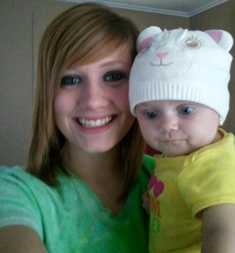 I live in Ark City im engaged to my bestfriend josh smith and we have a beautiful daughter and son together:)