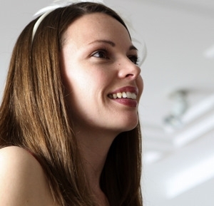 juliefalconer's profile picture. I don't use this Twitter account. Please follow me at @aladyinlondon to get my updates. Thanks!