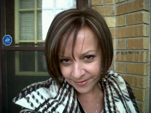 Master colorist/stylist 18 yrs experience. My inspiration is STEVIE NICKS. And love to dance to JLO