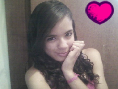 Eu sei de uma coisa eu sou linda e com uma beleza muito grande!!!