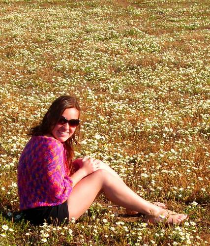 MCarolinaJara's profile picture. Médico, loca amante de la vida silvestre, tejedora de mundos soñados, corriente y extraña, feliz :)

(aún tengo la esperanza de un mundo mejor)