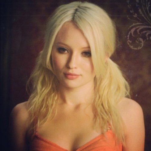 EmBrowningsCLRP's profile picture. I'll sucker punch you.   #CLRPFamily