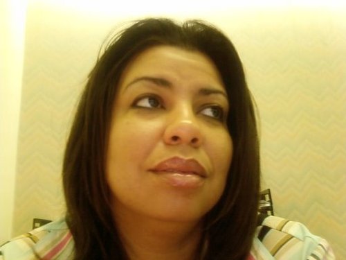 Kerilou's profile picture. Funny, witty, feisty, knowledge-thirsty wordsmith.