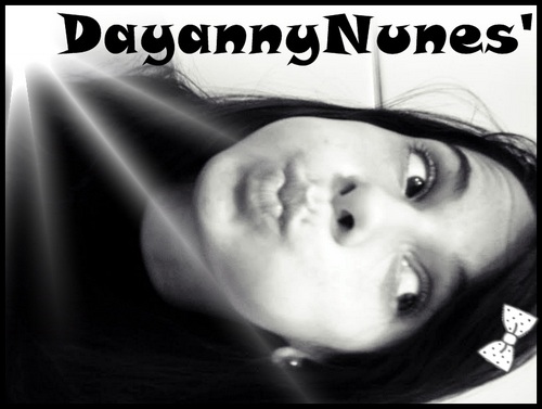 Flamenguista,Grunge&Sedutora ;)

MAIS? haha'ai só seguindo Baby!