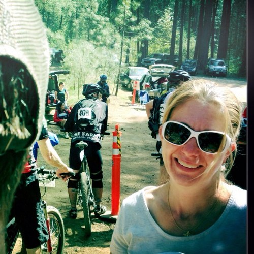 girl_from_pitt's profile picture. 