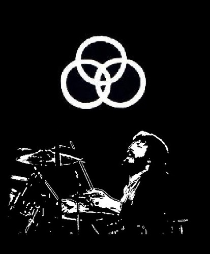 A Celebration Concert For John Bonham Of Led Zeppelin. Rock's top drummers celebrate rock's greatest drummer. https://t.co/3u7Xqiau24