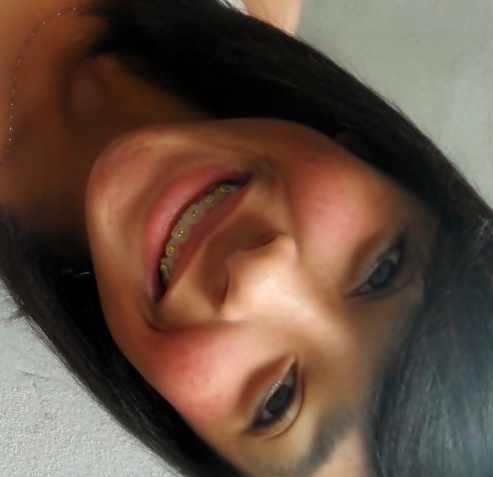 ttá solteiro ? então vem com nois e se diverti ... Bebe memu perde a linha que hora a noite promete ♪