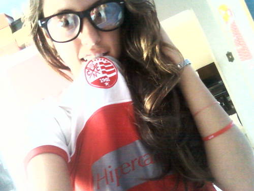 Amigo de verdade é aquele que liga pra te chama , mesmo sabendo que você não vai (8'
\ @luansantana Sz \ Dona do : @FcLuanSeticasPE sigam lá *~~*