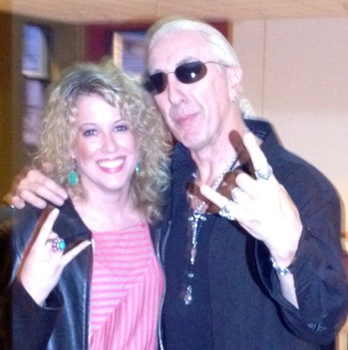 Beckala1624's profile picture. Bravo-lebrity super fan...80s hair band fan... #cleanbeauty