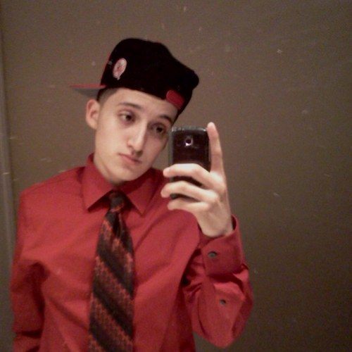 Yung_NPY's profile picture. 