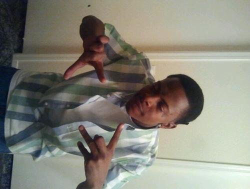 Isaiahmosley2's profile picture. Get money fucc bitches