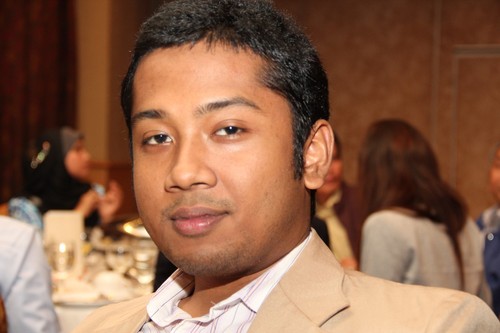 sole_mokhtar's profile picture. Sweet, Idealistic, Entertaining, Means Well. Loves swing jazz, suits & fedoras.