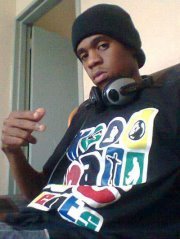 tshepoteekay87's profile picture. Jst me....straight 4rm woodhall....wat more can i say...nada