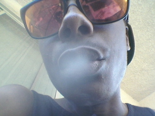TokeErrrrryDay's profile picture. ╭∩╮（︶︿︶）╭∩╮ #CBG all day #Duhh... and #RVIDXRKLVN
                                hey hey smoke #WEED Everyday -__-