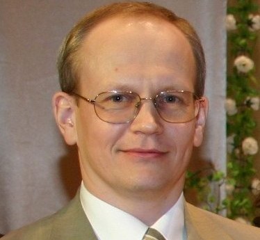 Предприниматель, бизнес-тренер, коуч.20-летний успешный опыт бизнеса,продаж. Создаю эффективные бизнес-системы. Помогаю шаг за шагом создать доход новичкам.